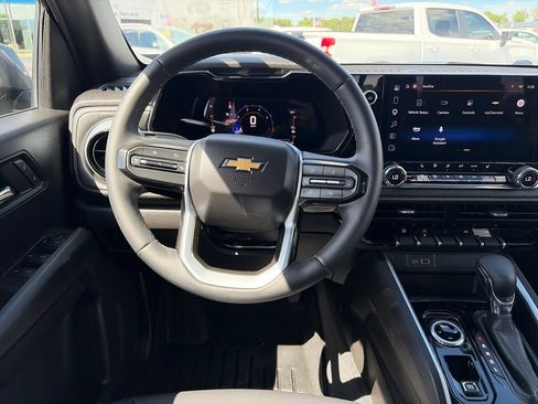 Certified 2023 Chevrolet Colorado LT w/ LT Convenience Package III AWD/4WD image 12