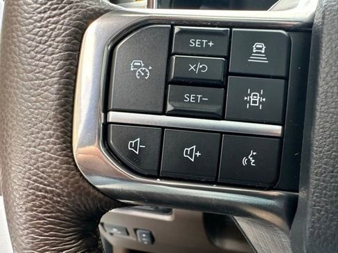 Certified 2025 Ford F250 King Ranch w/ FX4 Off-Road Package AWD/4WD image 22