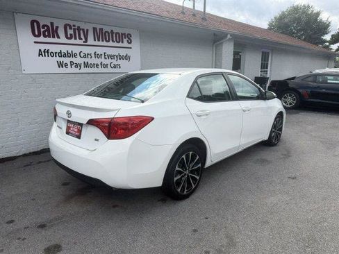 Used 2017 Toyota Corolla L FWD image 5