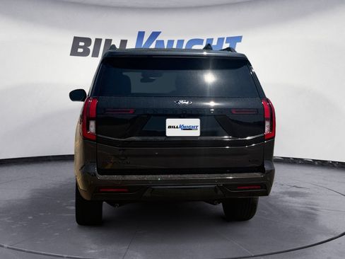 Used 2026 Ford Expedition Max Platinum w/ Stealth Performance Package AWD/4WD image 4