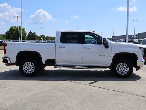 Used 2023 Chevrolet Silverado 2500 LTZ w/ LTZ Convenience Package image 22