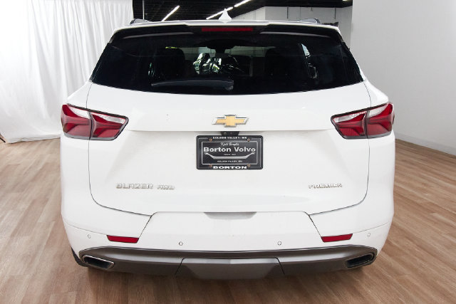 Used 2019 Chevrolet Blazer Premier w/ Sun and Wheels Package AWD/4WD image 4