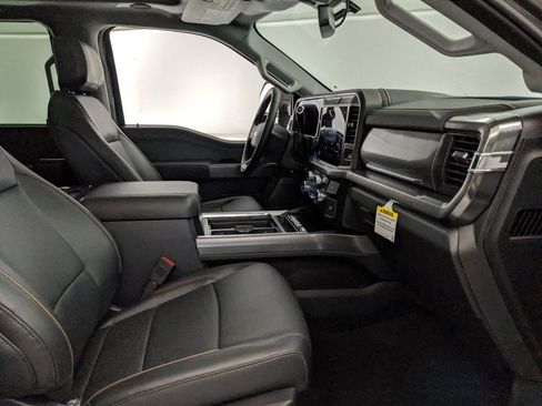 New 2025 Ford F350 Lariat w/ Lariat Ultimate Package image 26