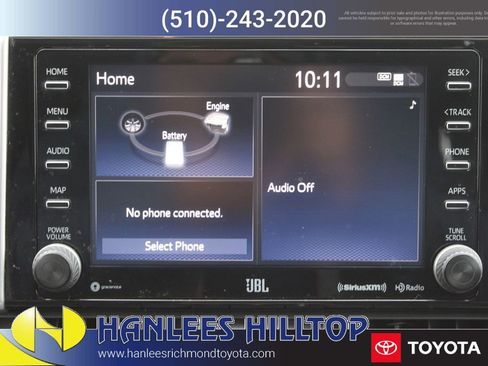 Used 2021 Toyota RAV4 XLE Premium image 29