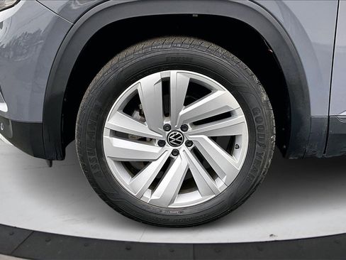 Used 2022 Volkswagen Atlas Cross Sport SE image 33