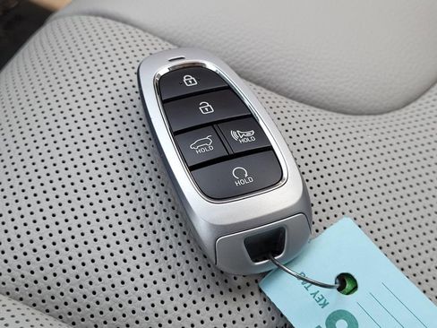 Used 2024 Hyundai Palisade Limited image 26