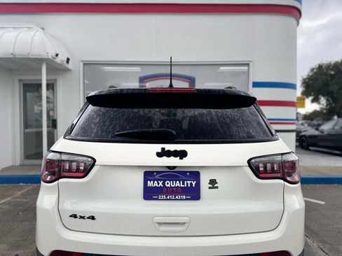 Used 2018 Jeep Compass Latitude w/ Popular Equipment Group AWD/4WD image 31