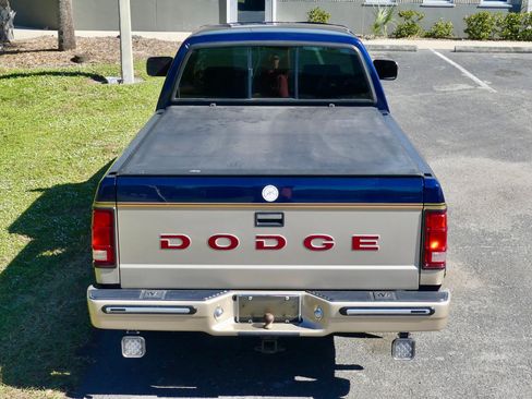 Used 1993 Dodge Dakota 2WD Club Cab image 17