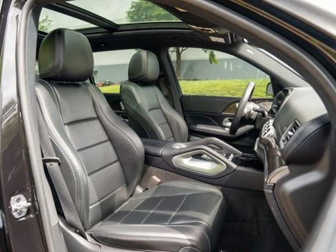 Used 2021 Mercedes-Benz GLS 450 4MATIC image 43