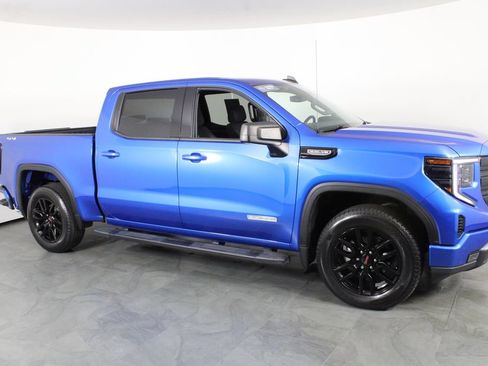 Used 2022 GMC Sierra 1500 Elevation AWD/4WD image 11