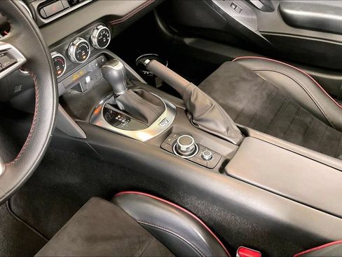 Used 2019 FIAT 124 Spider Abarth RWD image 17