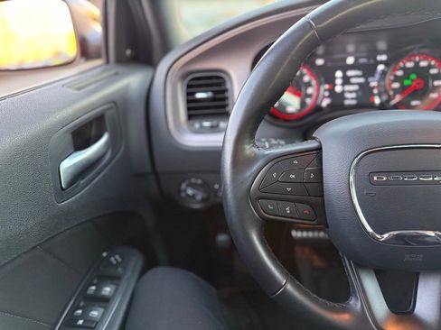 Used 2023 Dodge Charger SXT w/ Blacktop Package image 7