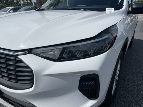 Used 2024 Ford Escape Active AWD/4WD image 6