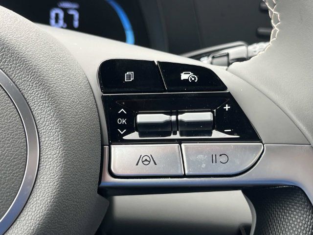 Used 2025 Hyundai Elantra Sport FWD image 27