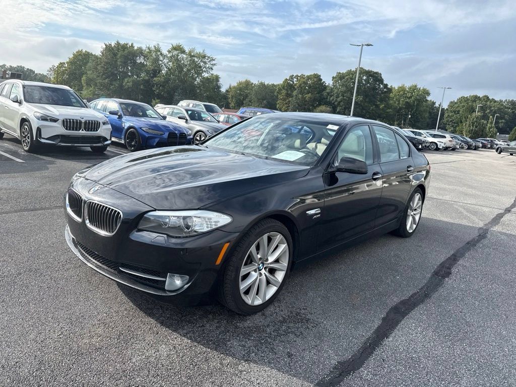 Used 2011 BMW 535i xDrive Sedan AWD/4WD image 3