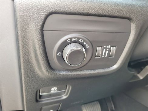 New 2025 Jeep Grand Cherokee L Altitude image 25