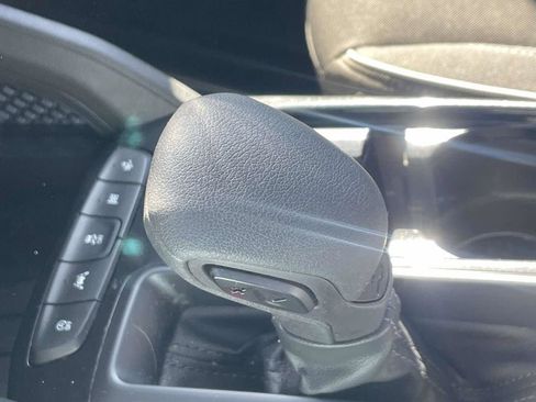 Used 2023 Chevrolet TrailBlazer LT w/ Convenience Package image 19