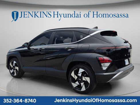 New 2026 Hyundai Kona Limited FWD image 8
