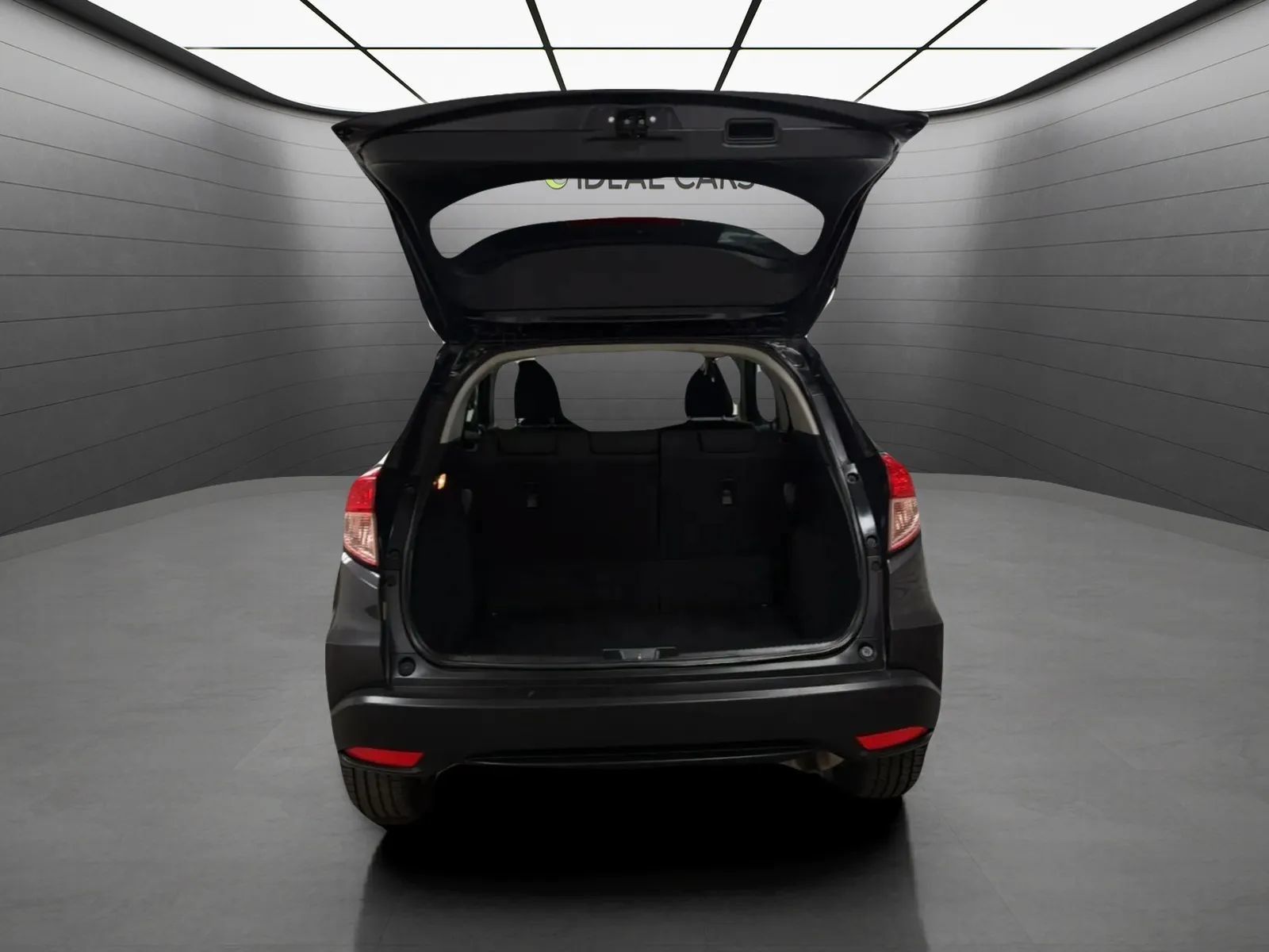 Used 2018 Honda HR-V EX image 10