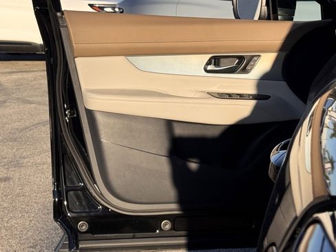 Used 2025 Nissan Murano Platinum w/ Cargo Package image 16