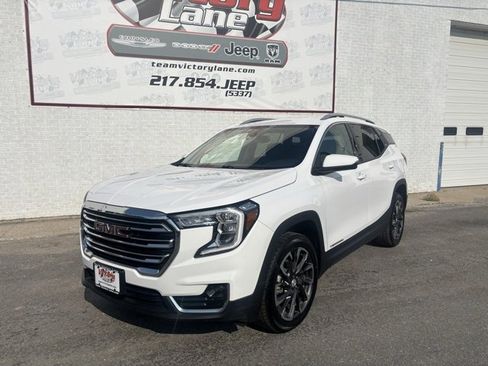 Used 2022 GMC Terrain SLT image 4