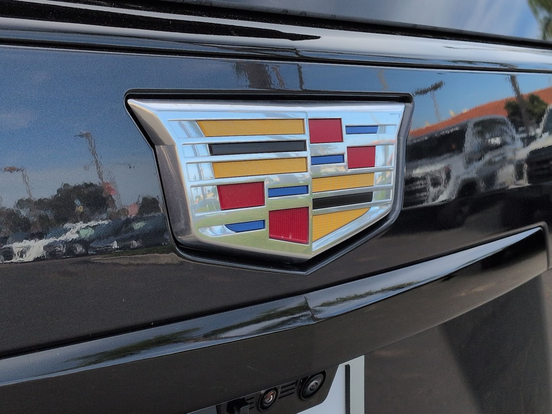 Certified 2025 Cadillac Escalade ESV Sport w/ LPO, Floor Liner Package AWD/4WD image 94