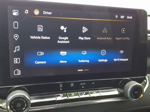 Used 2024 Chevrolet Colorado Trail Boss w/ Technology Package image 19