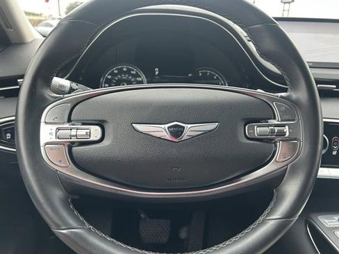 Used 2025 Genesis GV70 2.5T image 10
