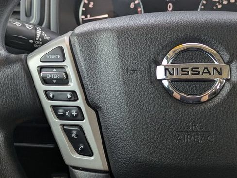 Used 2022 Nissan Titan SV RWD image 26