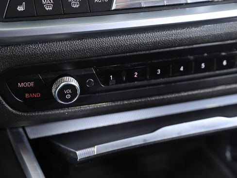 Used 2021 BMW 330i xDrive Sedan w/ M Sport Package image 19