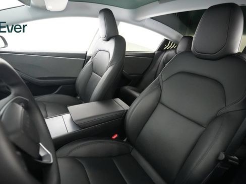 Used 2025 Tesla Model 3 Long Range RWD image 4