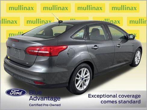 Certified 2017 Ford Focus SE image 4