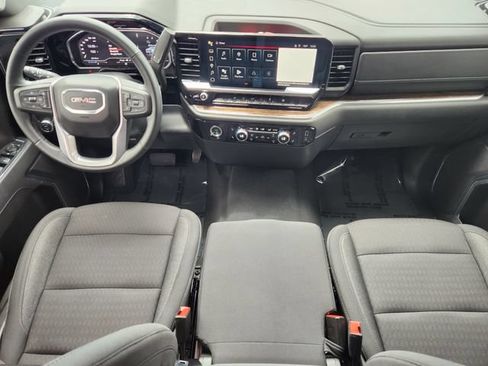 Certified 2024 GMC Sierra 1500 Elevation RWD image 17