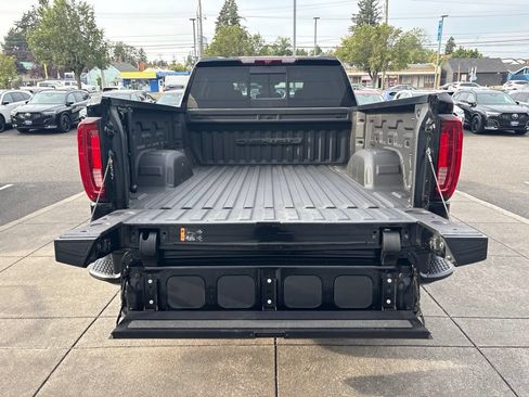 Used 2022 GMC Sierra 1500 Denali AWD/4WD image 7