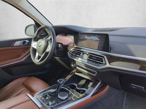 Used 2021 BMW X7 xDrive40i image 21