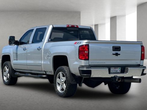 Used 2018 Chevrolet Silverado 2500 LTZ w/ Duramax Plus Package AWD/4WD image 6