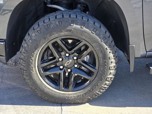 Used 2022 Chevrolet Silverado 1500 LT Trail Boss w/ Safety Package image 10