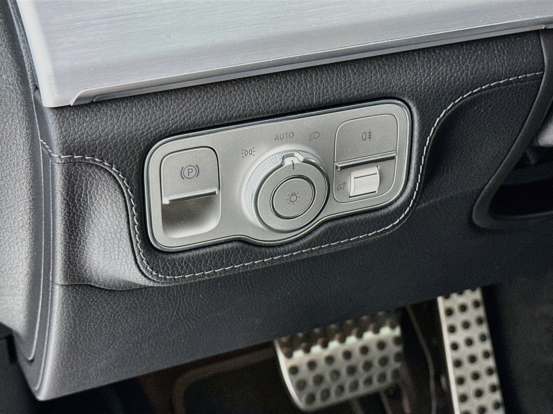Certified 2026 Mercedes-Benz GLE 53 AMG 4MATIC Coupe image 11