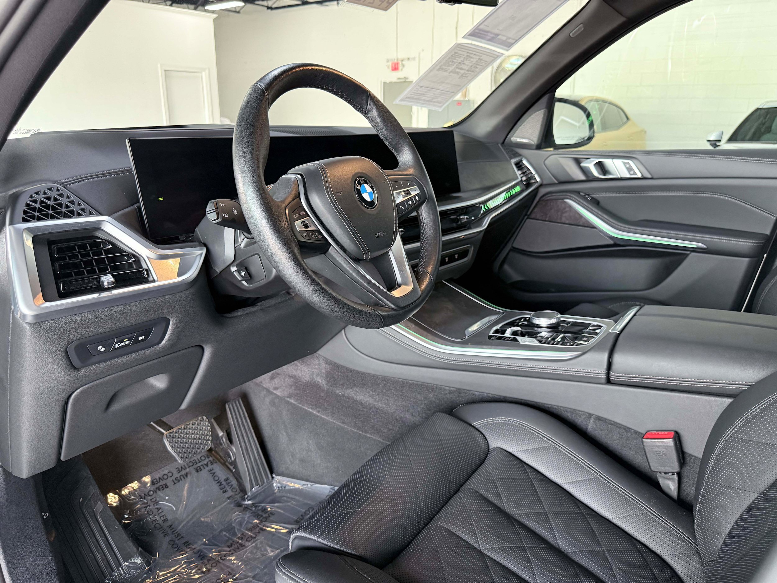 Used 2026 BMW X5 xDrive40i AWD/4WD image 11