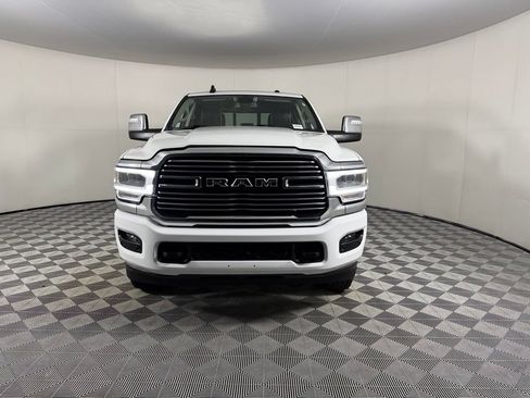 Used 2024 RAM 2500 Laramie AWD/4WD image 5