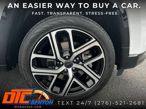 Used 2025 Jeep Compass Limited w/ Elite Group AWD/4WD image 29