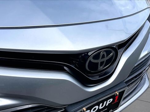 Certified 2018 Toyota Camry XLE FWD image 28