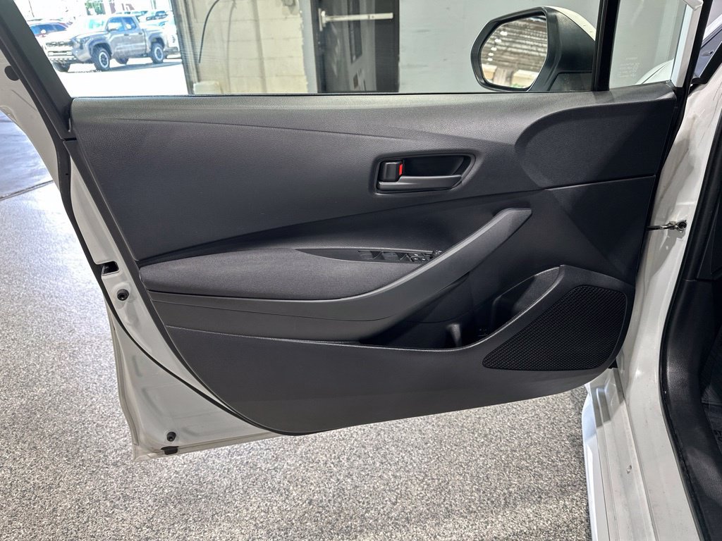 Certified 2024 Toyota Corolla LE AWD/4WD image 12