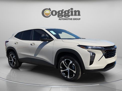 New 2026 Chevrolet Trax RS image 8