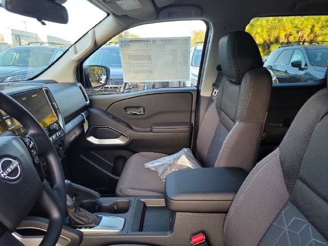 New 2027 Nissan Frontier SV RWD image 16