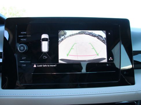 New 2026 Volkswagen Taos S image 17