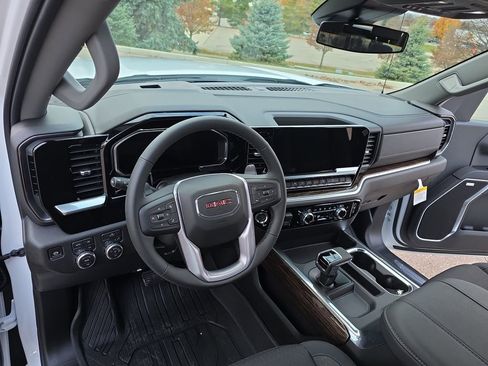 New 2026 GMC Sierra 1500 Elevation AWD/4WD image 15