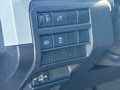 Used 2024 Toyota Tacoma TRD Off-Road image 18