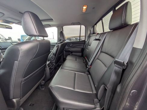 Used 2019 Honda Ridgeline RTL image 11