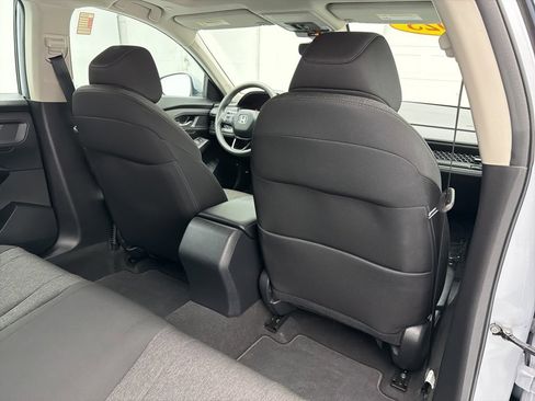 Used 2023 Honda Accord EX image 40